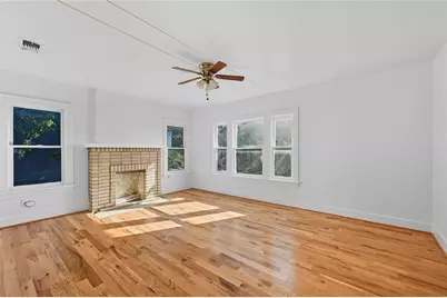 800 W Lowden Street, Fort Worth, TX 76110 - Photo 3