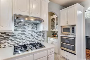 6801 Ijaz Dr, Arlington, TX 76017 - Photo 13