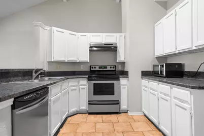 3018 Hilltop Drive, Euless, TX 76039 - Photo 11