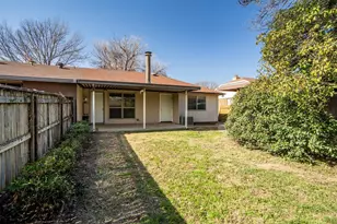 3018 Hilltop Dr, Euless, TX 76039 - Photo 25