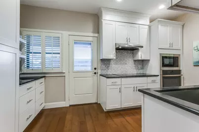 10720 Park Village Place #D, Dallas, TX 75230 - Photo 5