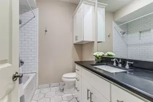 10720 Park Village Pl, Dallas, TX 75230 - Photo 11