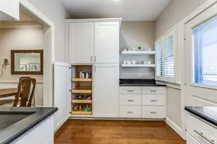 10720 Park Village Pl, Dallas, TX 75230 - Photo 5