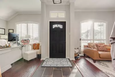 1104 Courtney Lane, Lewisville, TX 75077 - Photo 3