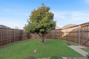 1104 Courtney Ln, Lewisville, TX 75077 - Photo 19