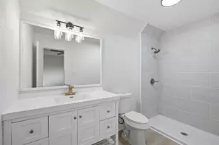 514 Dallas St, Italy, TX 76651 - Photo 17