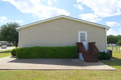 115 Candlewood Circle, Gainesville, TX 76240 - Photo 39