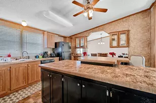 115 Candlewood Cir, Gainesville, TX 76240 - Photo 11