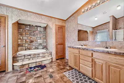 115 Candlewood Circle, Gainesville, TX 76240 - Photo 21