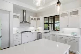 321 Sweet Grass Ln, Austin, TX 78738 - Photo 13