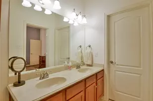 1706 Summerhill Ct, Granbury, TX 76048 - Photo 29