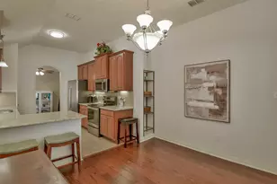 1706 Summerhill Ct, Granbury, TX 76048 - Photo 13