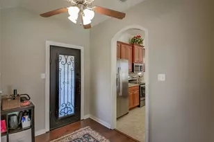 1706 Summerhill Ct, Granbury, TX 76048 - Photo 3