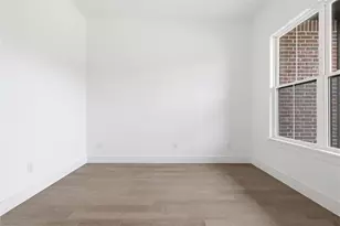 1661 Cedar Elm Wy, Burleson, TX 76028 - Photo 11