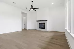 1661 Cedar Elm Wy, Burleson, TX 76028 - Photo 13