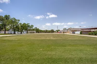 529 N 4th Street, Princeton, TX 75407 - Photo 3