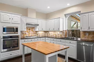 1819 Sandalwood Ln, Grapevine, TX 76051 - Photo 19