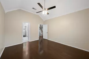 1819 Sandalwood Ln, Grapevine, TX 76051 - Photo 15