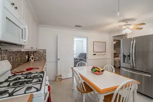 1205 Marshalldale Dr, Arlington, TX 76013 - Photo 9