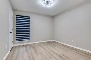 821 Sequoia Dr, Lancaster, TX 75146 - Photo 19