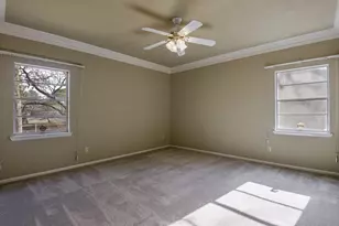 807 N Bowen Rd, Arlington, TX 76012 - Photo 17