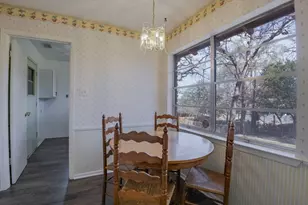 807 N Bowen Rd, Arlington, TX 76012 - Photo 15