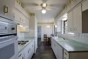 807 N Bowen Rd, Arlington, TX 76012 - Photo 11