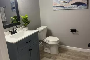 328 N Taylor St, Gainesville, TX 76240 - Photo 9