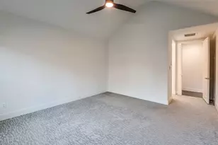 4521 Sir Craig Dr, Carrollton, TX 75010 - Photo 17