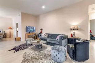 10433 High Hollows Dr, Dallas, TX 75230 - Photo 3