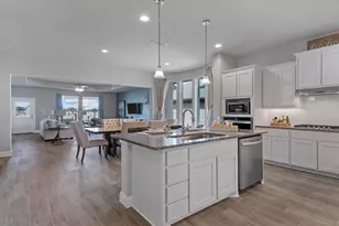 11205 Treehouse Trl, Justin, TX 76247 - Photo 5