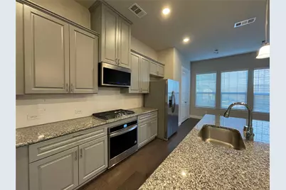 2401 Springhill Avenue, Flower Mound, TX 75028 - Photo 7