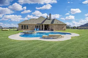 700 Russell Rd, Hudson Oaks, TX 76087 - Photo 35