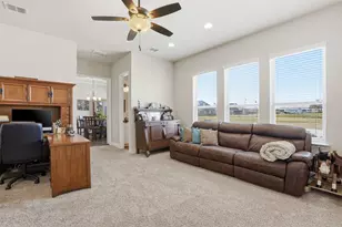 700 Russell Rd, Hudson Oaks, TX 76087 - Photo 17