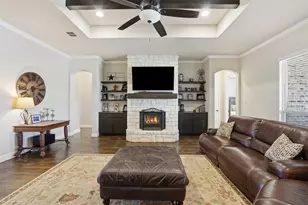 700 Russell Rd, Hudson Oaks, TX 76087 - Photo 5