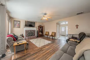 1528 Mill Creek Dr, DeSoto, TX 75115 - Photo 5