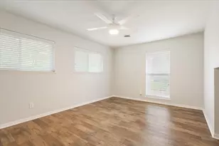 3201 Carroll Dr, Waco, TX 76708 - Photo 17