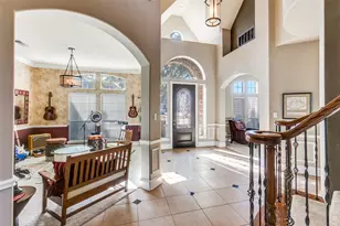 2929 Oak Point Dr, Garland, TX 75044 - Photo 3