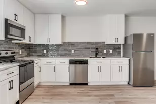 5917 Gaston Ave, Dallas, TX 75214 - Photo 5