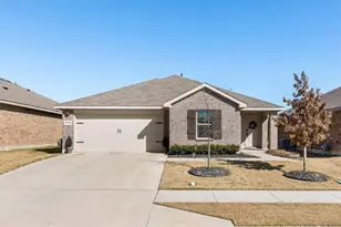 16436 Porterfield Ln, Justin, TX 76247 - Photo 5