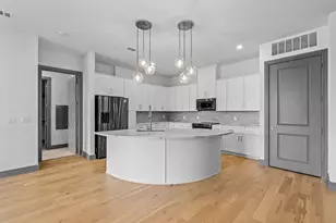 2700 Old Denton Rd, Carrollton, TX 75007 - Photo 17