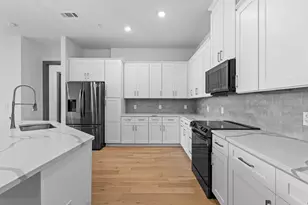 2700 Old Denton Rd, Carrollton, TX 75007 - Photo 11