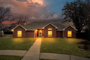 2113 Garner Ct, Rowlett, TX 75088 - Photo 3