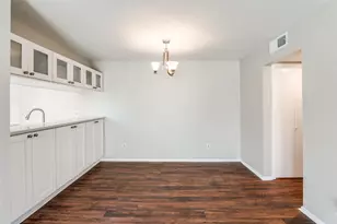 2014 Via Corona, Carrollton, TX 75006 - Photo 11