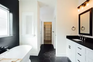 216 Wilson St, Lake Dallas, TX 75065 - Photo 11