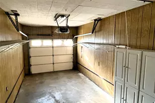 10025 Newcombe Dr, Dallas, TX 75228 - Photo 19