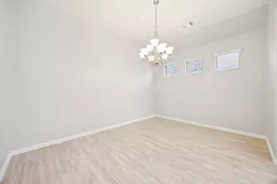 725 Gray Washington Dr, Saginaw, TX 76179 - Photo 3