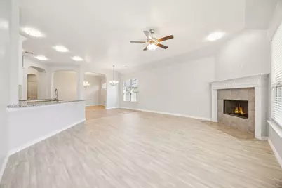 725 Gray Washington Drive, Saginaw, TX 76179 - Photo 7