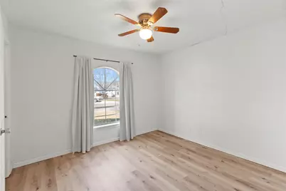 1012 E Dallas Street, Mansfield, TX 76063 - Photo 17