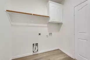 10832 Hawks Landing Rd, Fort Worth, TX 76052 - Photo 17